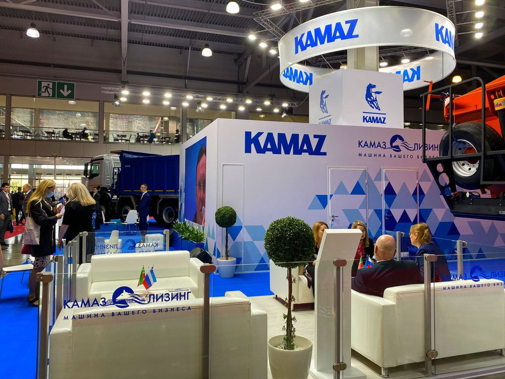 Vystavkа-bauma-ctt-russia-2021-truckholding-21 (1).jpg