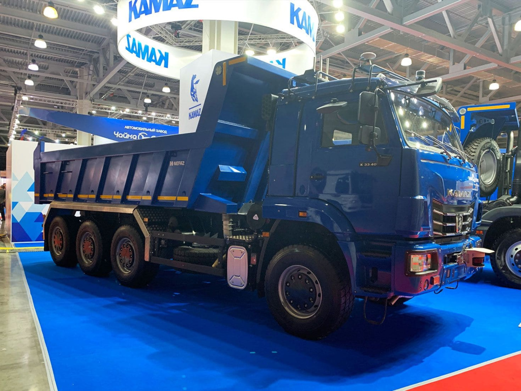 Vystavkа-bauma-ctt-russia-2021-truckholding-06.jpg
