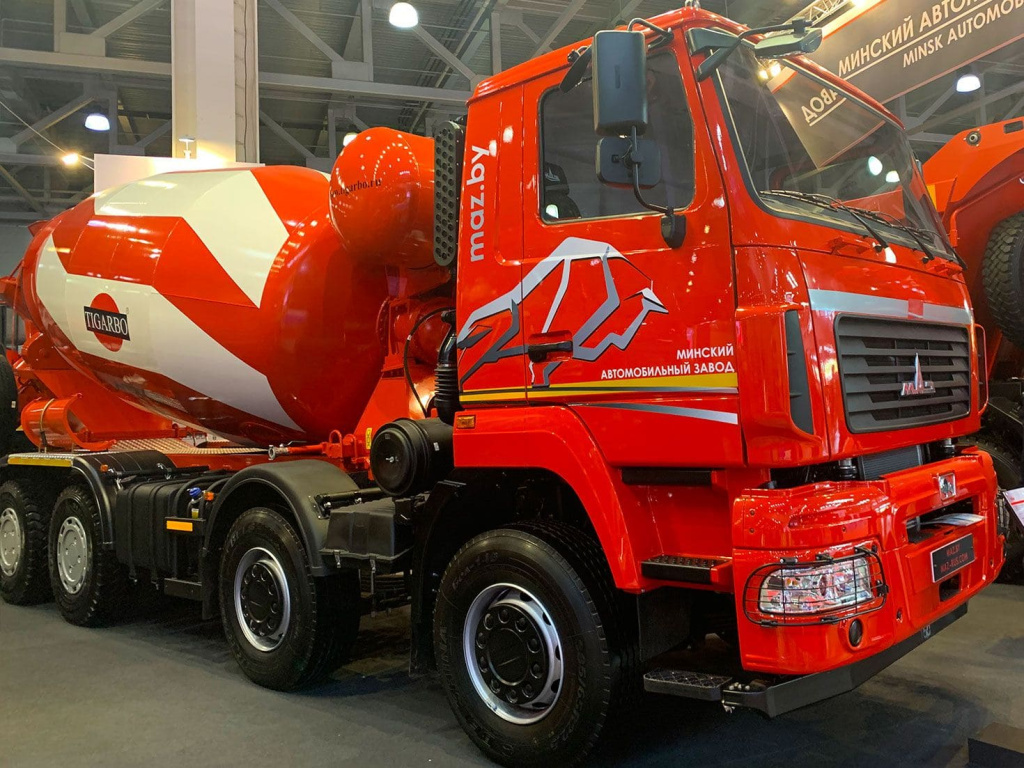 Vystavkа-bauma-ctt-russia-2021-truckholding-16.jpg