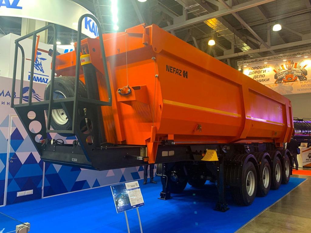 Vystavkа-bauma-ctt-russia-2021-truckholding-11.jpg