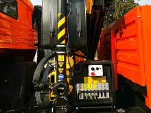 Бортовой КАМАЗ 65115 с КМУ HYVA HB150 E2 или HB152 E2 (ЕВРО 5) новый