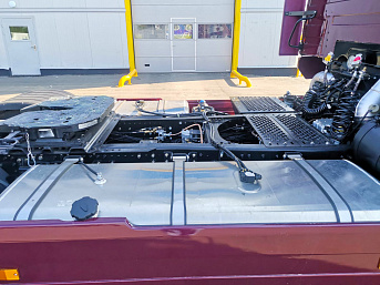 Седельный тягач МАЗ 54402L-2531-031 (ЕВРО 5) новый