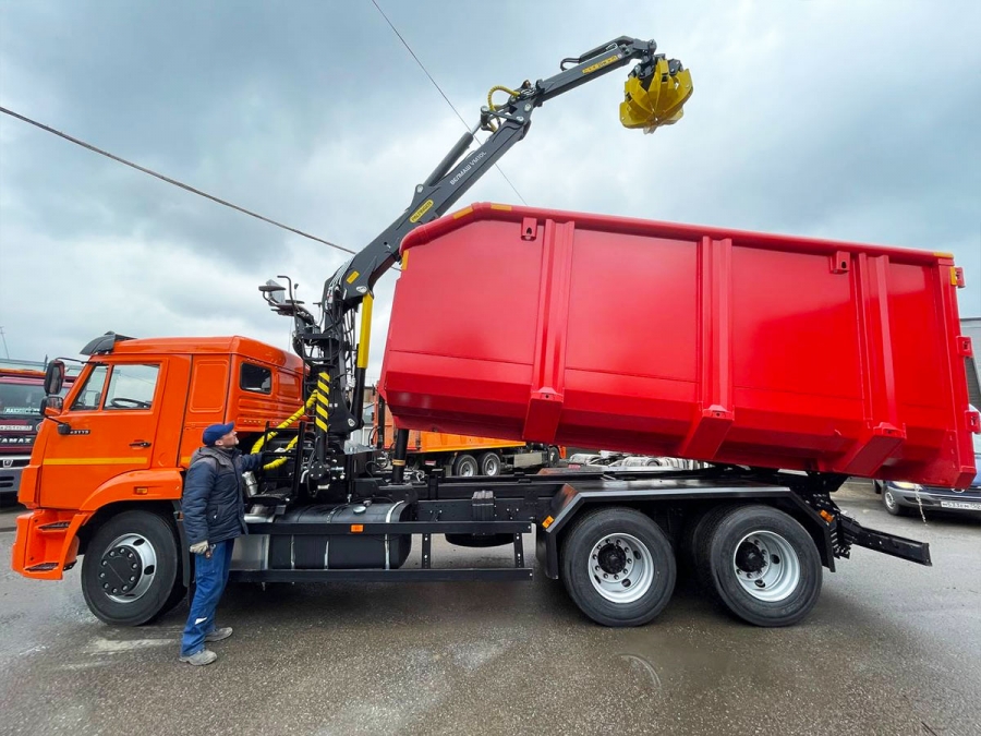 Ломовоз (металловоз) с ГМУ VM10L74M на шасси КАМАЗ 65115 кузов half-pipe ТИТАН (ТоргКомс) (ЕВРО 5) новый