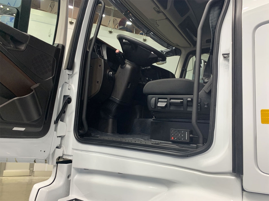 Изотермический фургон рефрижератор на шасси КАМАЗ 65658 ХОУ Thermo King V-800 max 30 (ЕВРО 5) новый