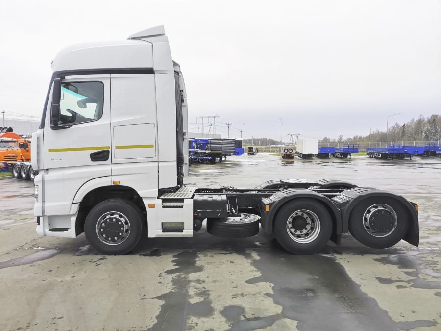 Седельный тягач КАМАЗ 65659-70010-CA с КОМ поколение К5 (ЕВРО 5) новый