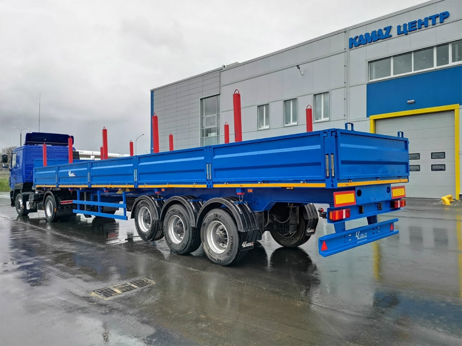 Полуприцеп бортовой ЧМЗАП 9906.4 П34-01 (с кониками и фитингами) новый