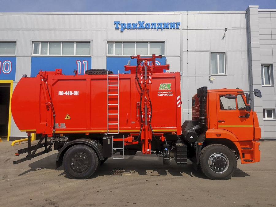 Мусоровоз с боковой загрузкой КО-440-8К на шасси КАМАЗ 53605 (ЕВРО 5) новый