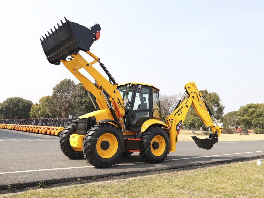 Экскаватор-погрузчик Lonking 84C (CARRARO) равноколесный