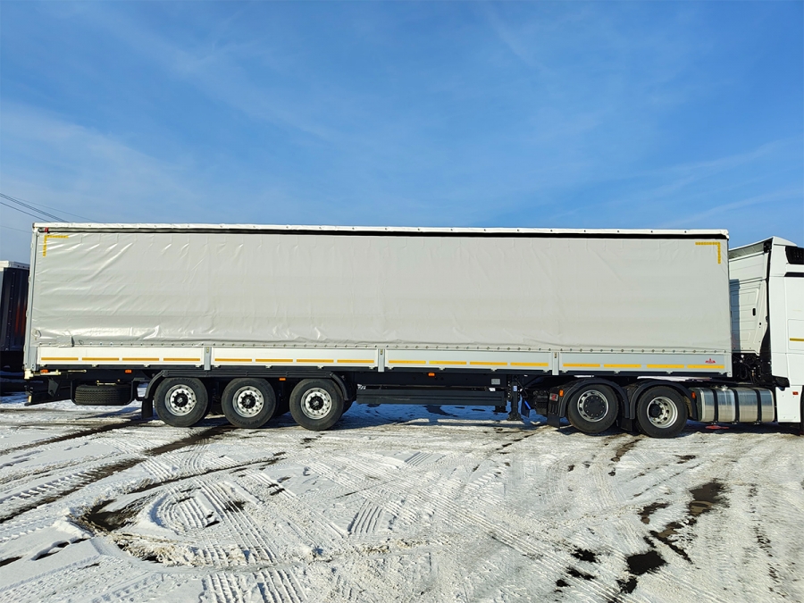 Полуприцеп шторно-бортовой МАЗ 975830-3028-000 новый