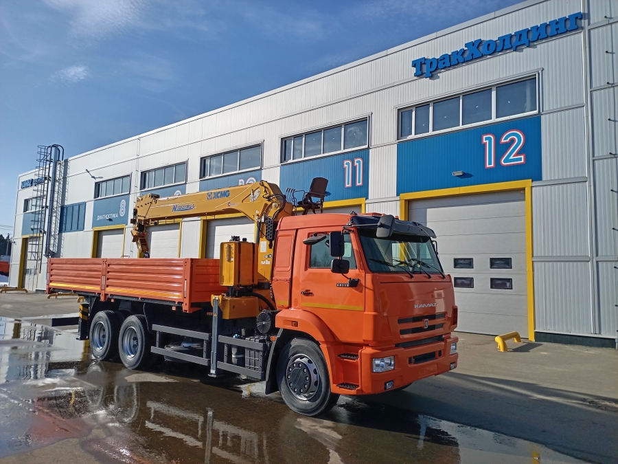 Бортовой КАМАЗ 65117 с КМУ XCMG SQS 200-6 (ЕВРО 5) новый