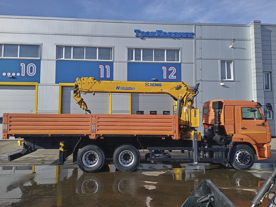 Бортовой КАМАЗ 65117 с КМУ XCMG SQS 200-6 (ЕВРО 5) новый