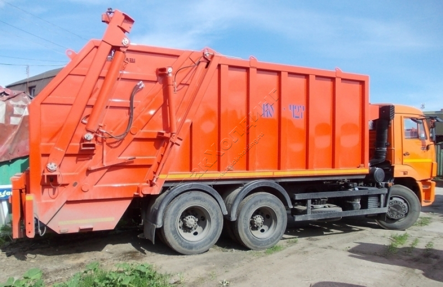 Мусоровоз с задней загрузкой КО-427-01 