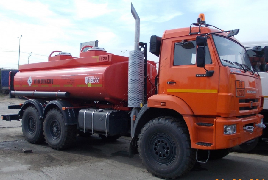 Автотопливозаправщик Граз 56142-10-45