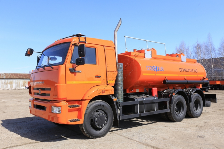 Автотопливозаправщик НЕФАЗ 6606-L4