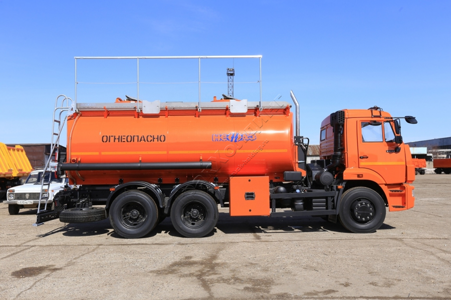 Автотопливозаправщик НЕФАЗ 66052-L4