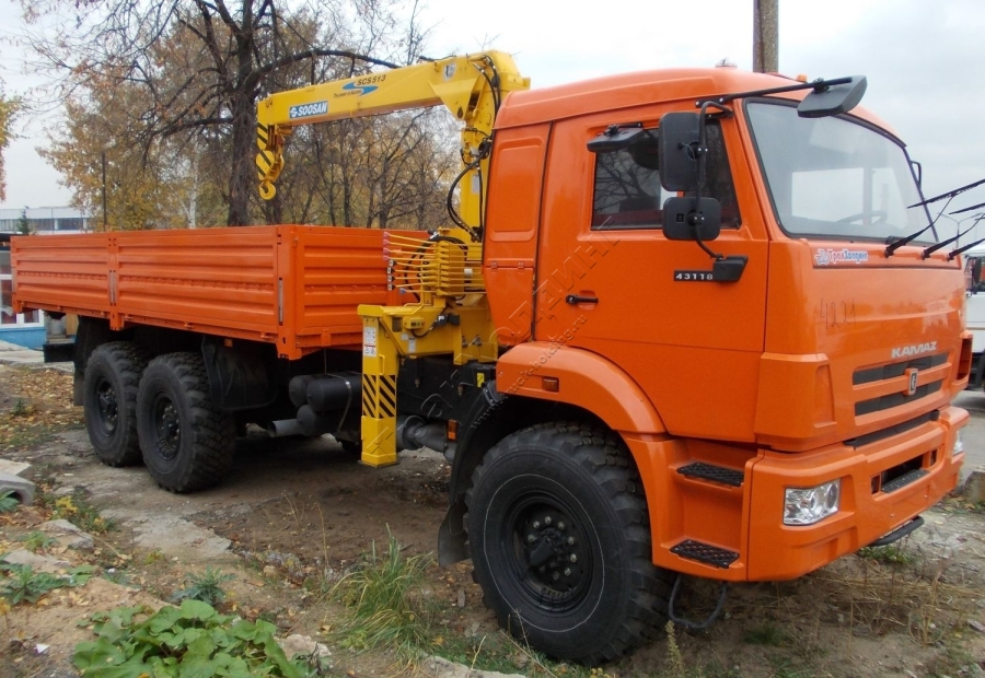 КАМАЗ бортовой 43118 с КМУ Soosan SCS 513 (ЕВРО 5) новый