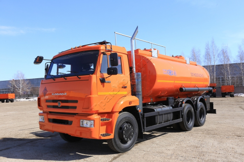 Автотопливозаправщик НЕФАЗ 66052-L4