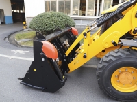 Экскаватор-погрузчик Lonking 83C (CARRARO)