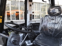 Экскаватор-погрузчик Lonking 83C (CARRARO)