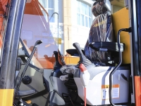 Компактный экскаватор Lonking CDM6135