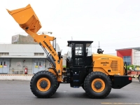 Фронтальный погрузчик Lonking CDM853GN